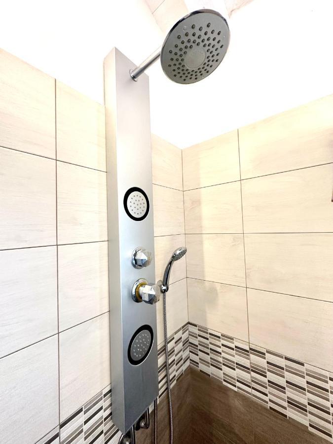 Waterfront Apartment Olbia Buitenkant foto